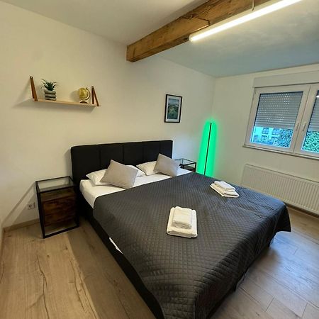 Schoene Ruhige Wohnung In Anliegerstrasse Essen Luaran gambar
